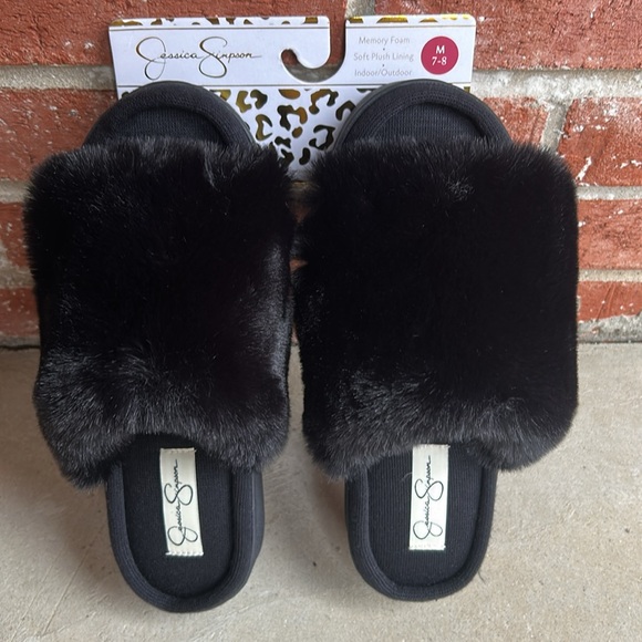 Jessica Simpson Black Plush Faux Fur Open Toe Platform Slip-On Ladies Slippers - Picture 4 of 9
